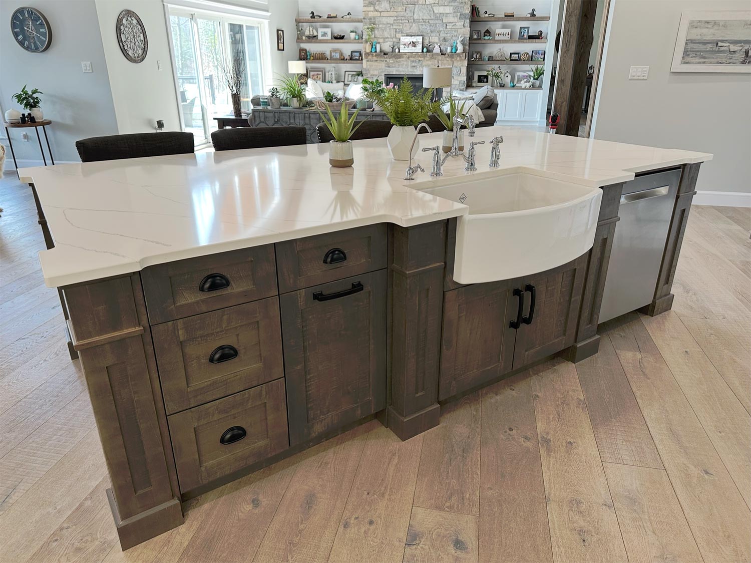 Custom Island with apron sink